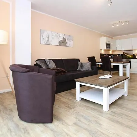 Holiday Flat Mueritzbrise, Waren An Der Mueritz Lägenhet
